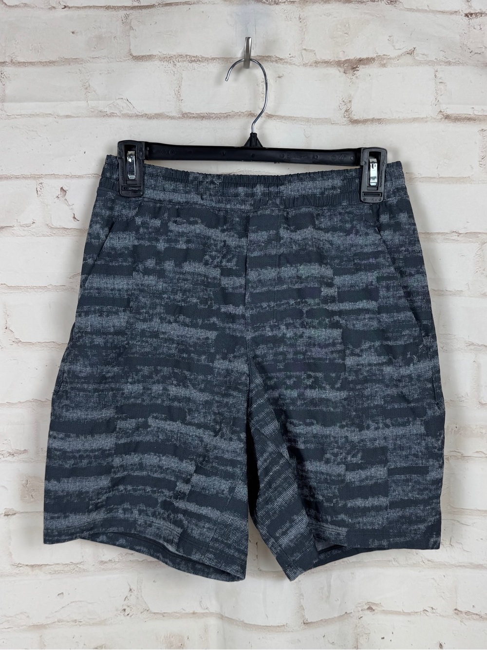 Lululemon Pace Breaker Shorts Size Small Unlined 7”